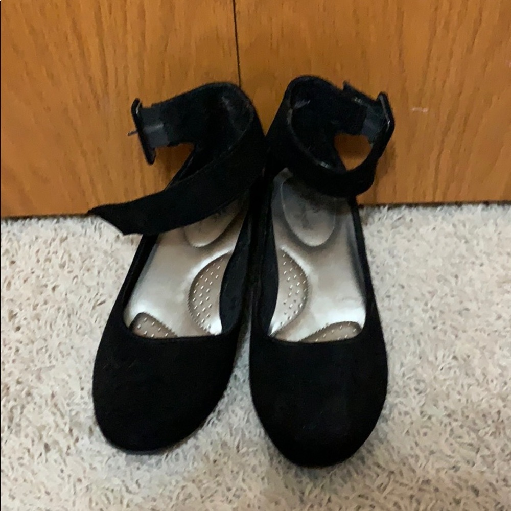 Black heels